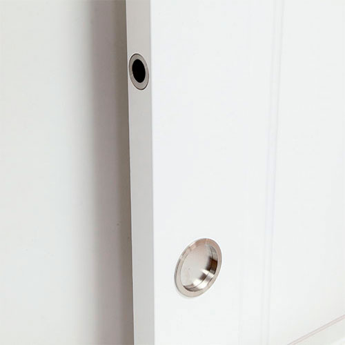 Flush pulls for sliding doors