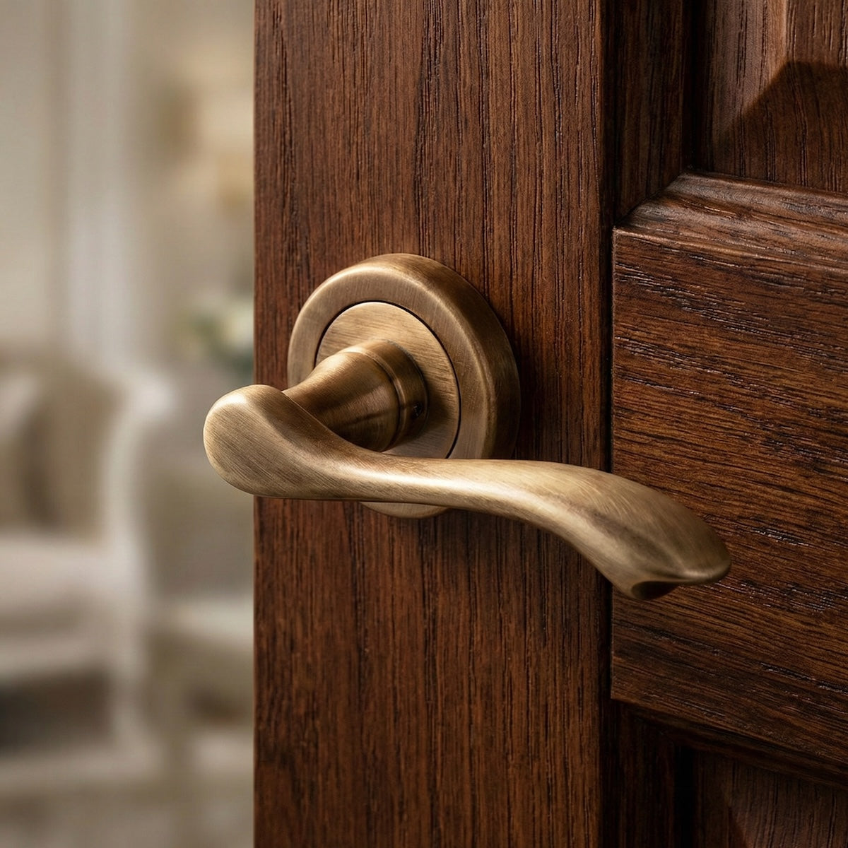 '341C' Wavy Lever Handle with Round Rose in leather finish for doors